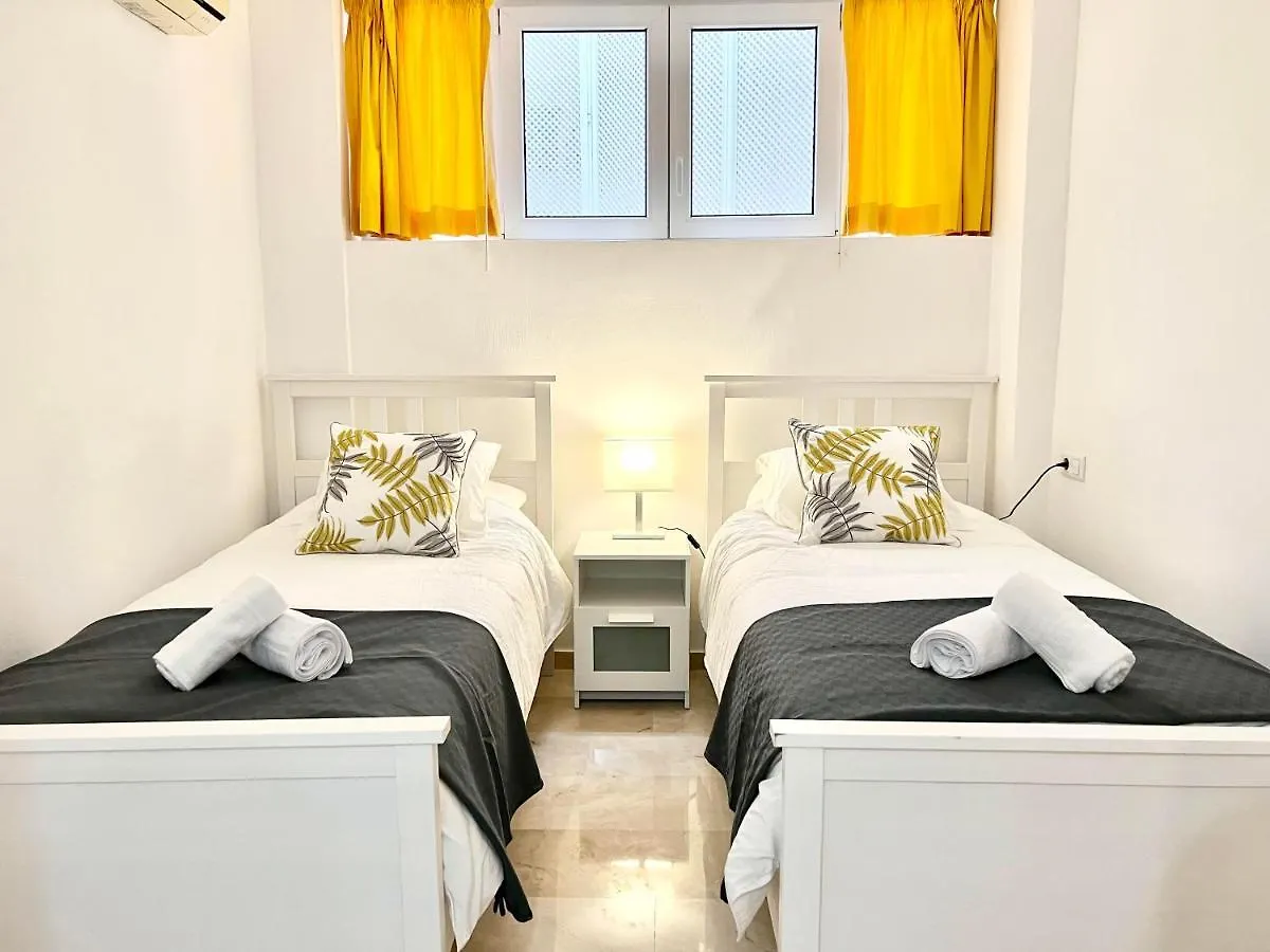 Malaga Centro Station Maria Zambrano Parking Free Apartment 0*,