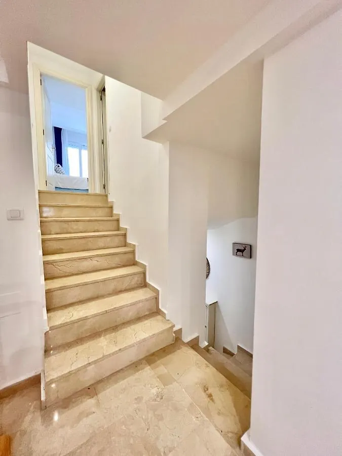 Malaga Centro Station Maria Zambrano Parking Free Apartment