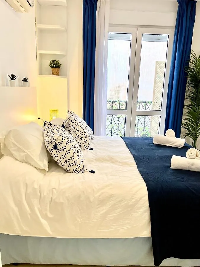 Malaga Centro Station Maria Zambrano Parking Free Apartment